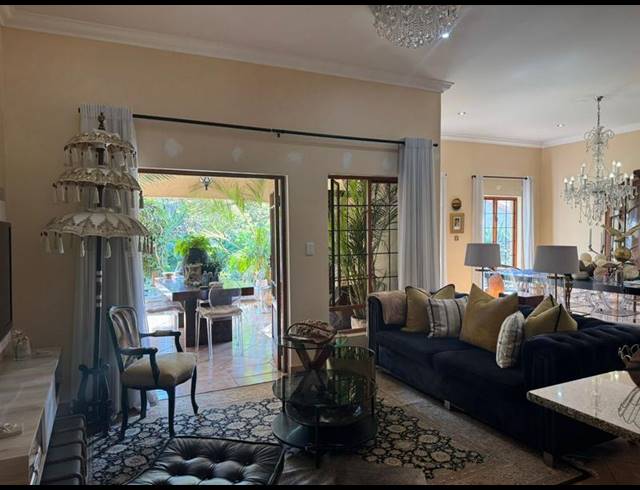 5 BEDROOM HOUSE FOR SALE IN MIDSTREAM ESTATE